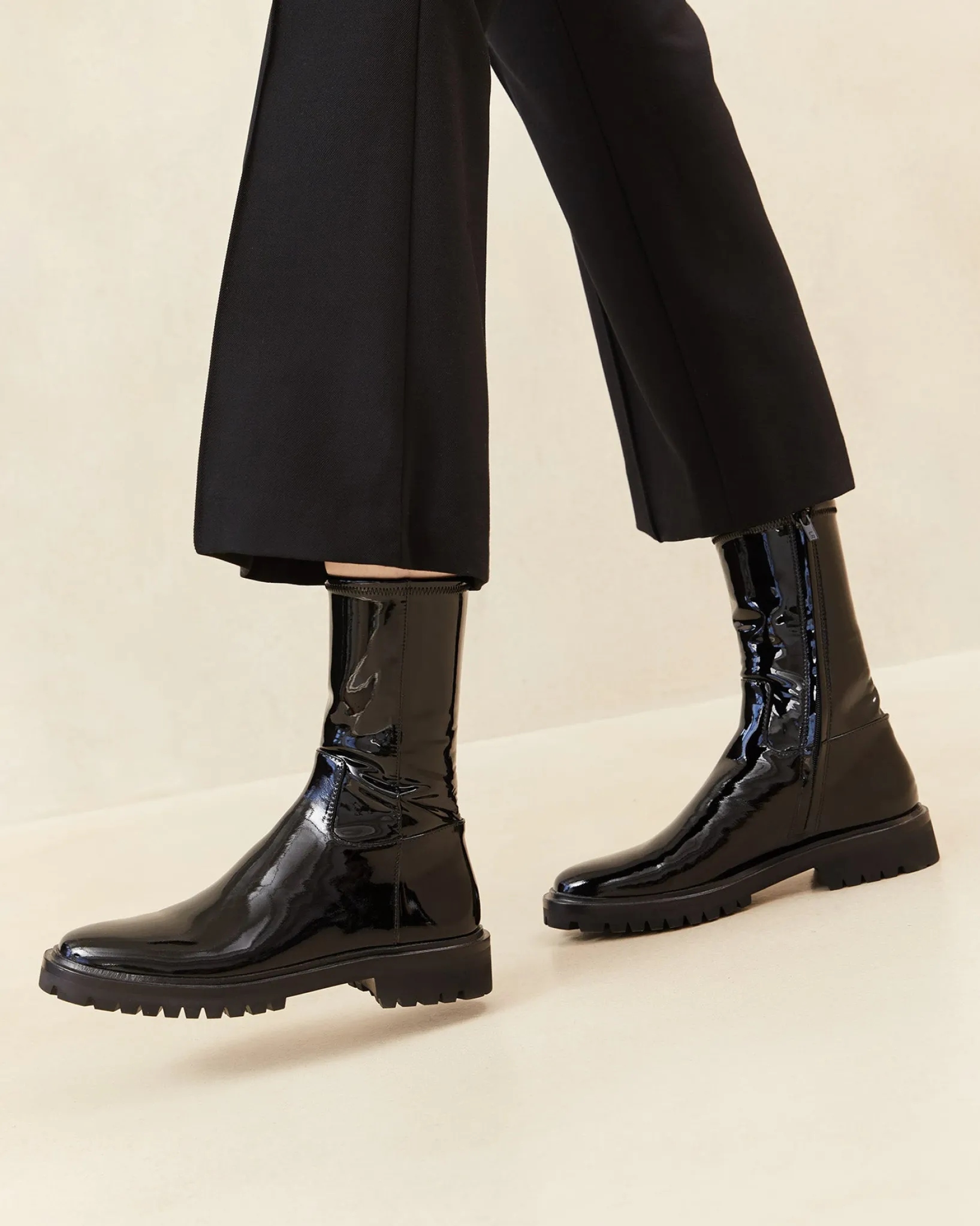Loeffler Randall Danny Mid Lug Boot Black