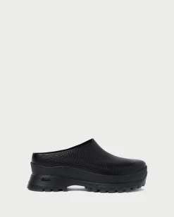 Hot Loeffler Randall Gemma Black Leather Lug Mule Black />