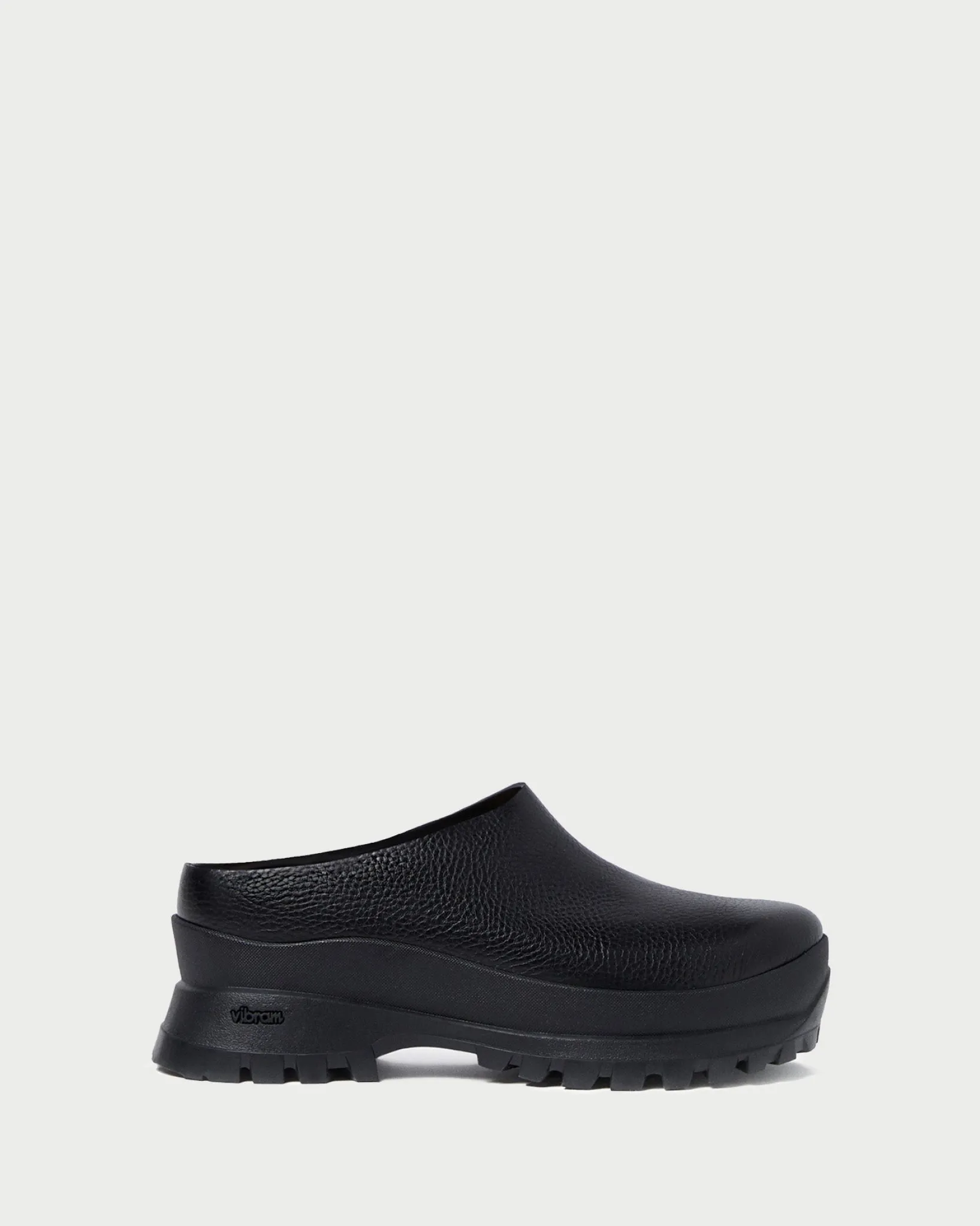 Hot Loeffler Randall Gemma Black Leather Lug Mule Black />