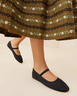 New Loeffler Randall Leonie Black Embroidered Bow Flat Black/Black /><noscript><img width=